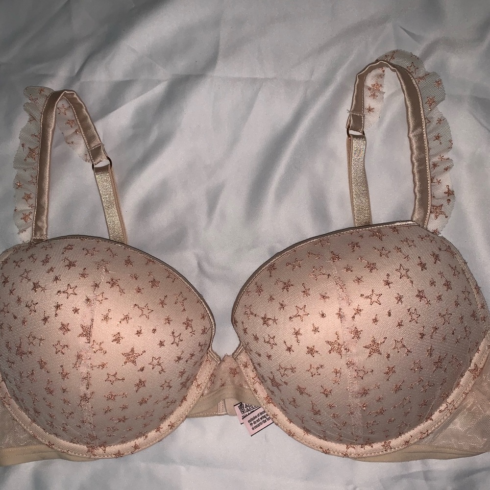 Victoria’s Secret push-up bra